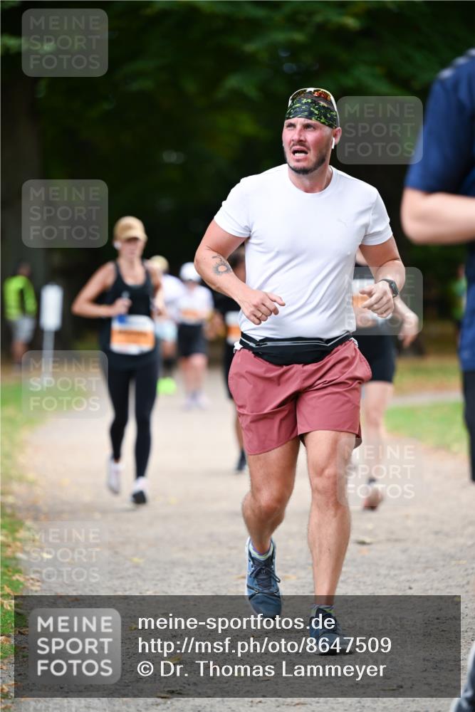 31.08.2025 - 21. Blankeneser Heldenlauf Dr. Thomas Lammeyer http://msf.ph/oto/8647509 31.08.2025 11:22:03 Laufen  meine-sportfotos.de
