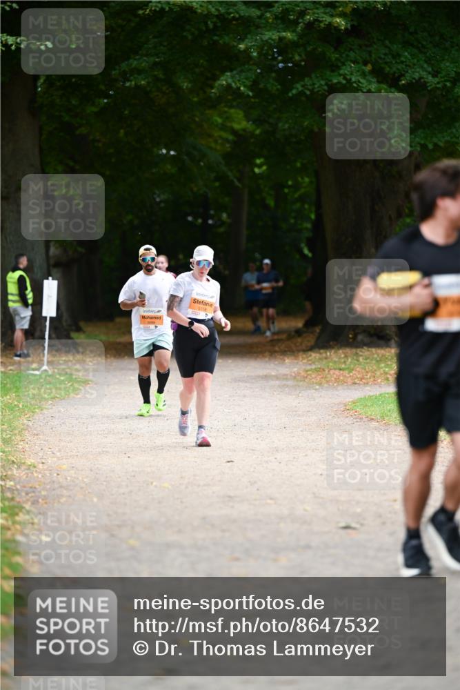 31.08.2025 - 21. Blankeneser Heldenlauf Dr. Thomas Lammeyer http://msf.ph/oto/8647532 31.08.2025 11:22:08 Laufen 5099, 5558 meine-sportfotos.de