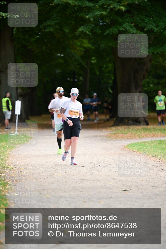 31.08.2025 - 21. Blankeneser Heldenlauf Dr. Thomas Lammeyer http://msf.ph/oto/8647538 31.08.2025 11:22:08 Laufen 5558 meine-sportfotos.de