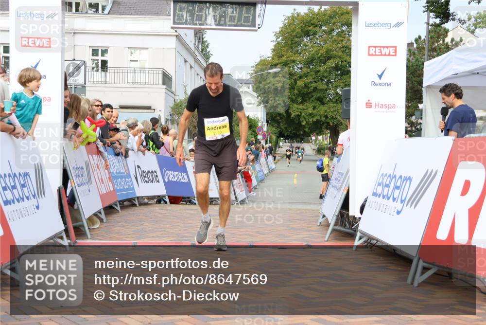 31.08.2025 - 21. Blankeneser Heldenlauf Strokosch-Dieckow http://msf.ph/oto/8647569 31.08.2025 10:19:04 Ziel 2240 meine-sportfotos.de