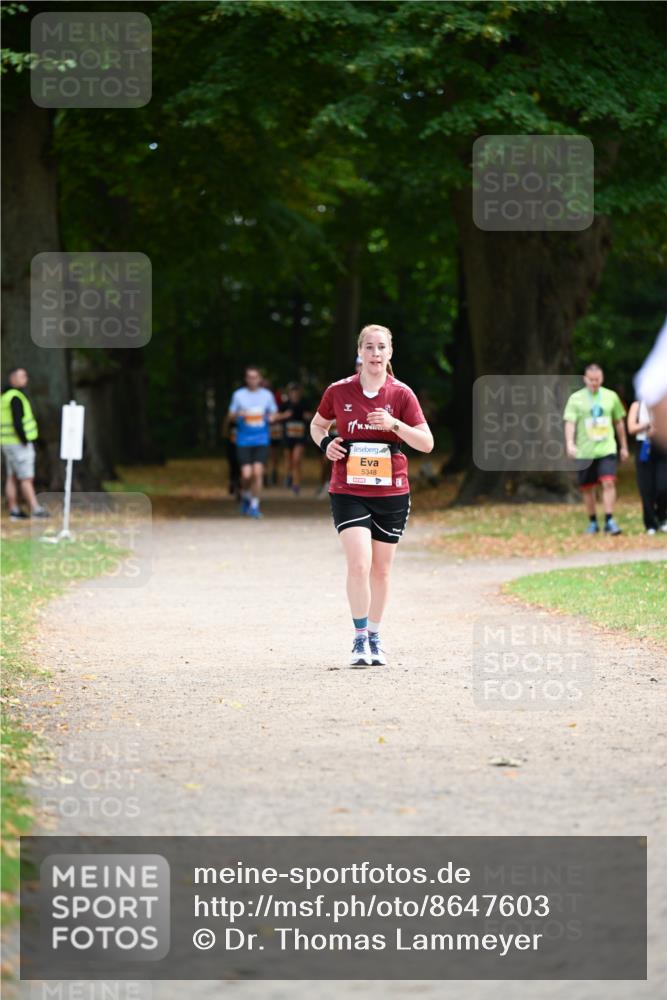 31.08.2025 - 21. Blankeneser Heldenlauf Dr. Thomas Lammeyer http://msf.ph/oto/8647603 31.08.2025 11:22:17 Laufen 5348 meine-sportfotos.de