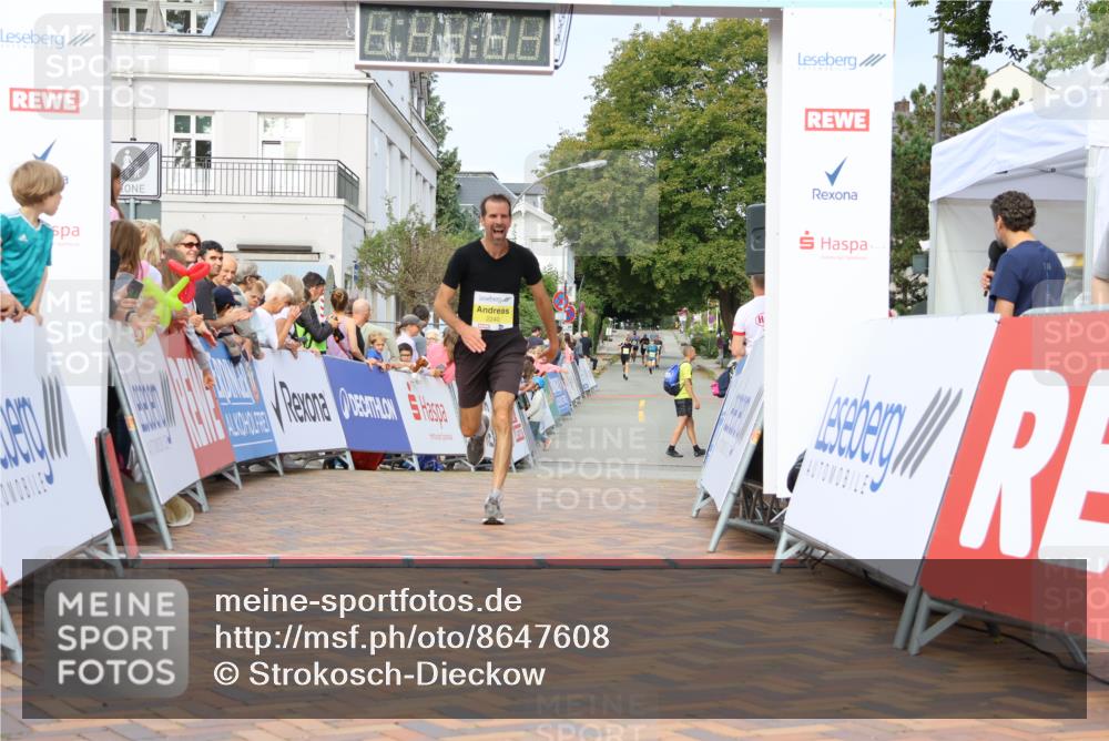 31.08.2025 - 21. Blankeneser Heldenlauf Strokosch-Dieckow http://msf.ph/oto/8647608 31.08.2025 10:19:03 Ziel 2240 meine-sportfotos.de