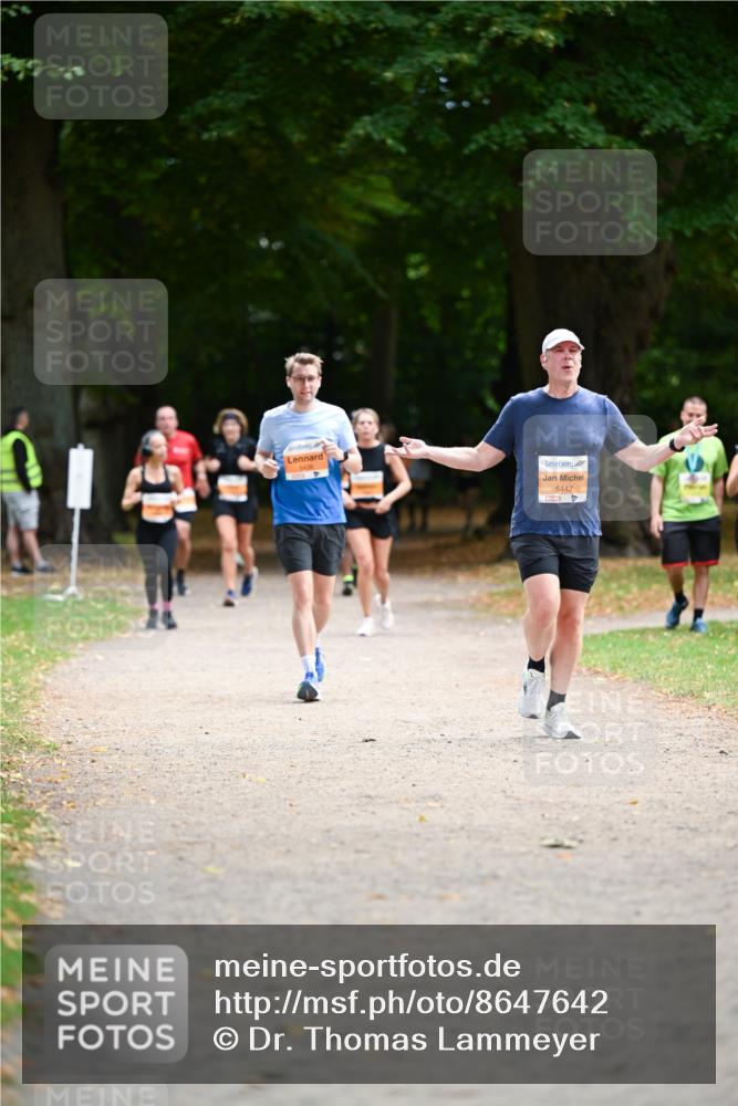 31.08.2025 - 21. Blankeneser Heldenlauf Dr. Thomas Lammeyer http://msf.ph/oto/8647642 31.08.2025 11:22:26 Laufen 5442 meine-sportfotos.de