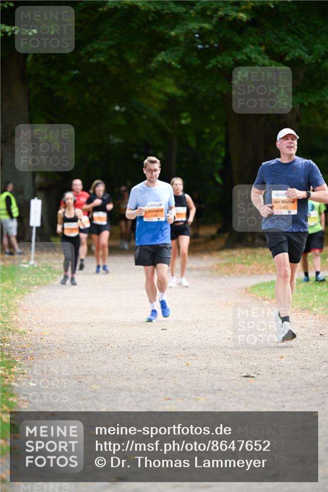 31.08.2025 - 21. Blankeneser Heldenlauf Dr. Thomas Lammeyer http://msf.ph/oto/8647652 31.08.2025 11:22:27 Laufen 5442 meine-sportfotos.de