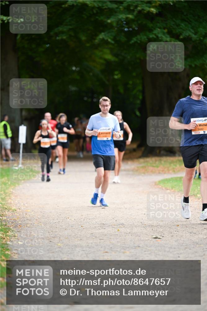 31.08.2025 - 21. Blankeneser Heldenlauf Dr. Thomas Lammeyer http://msf.ph/oto/8647657 31.08.2025 11:22:28 Laufen 5442 meine-sportfotos.de