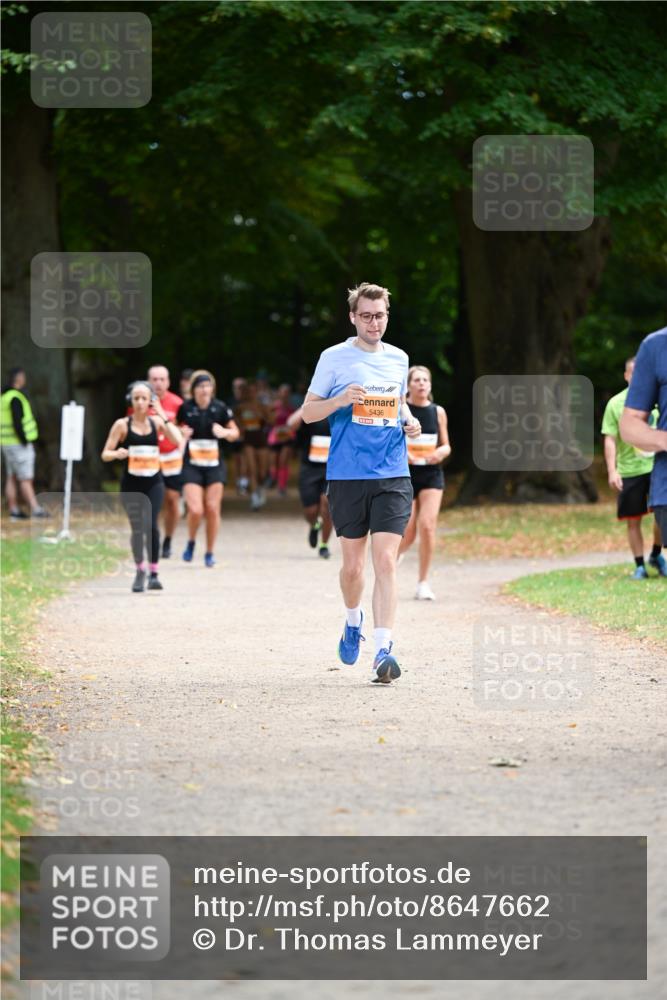 31.08.2025 - 21. Blankeneser Heldenlauf Dr. Thomas Lammeyer http://msf.ph/oto/8647662 31.08.2025 11:22:28 Laufen 5436 meine-sportfotos.de
