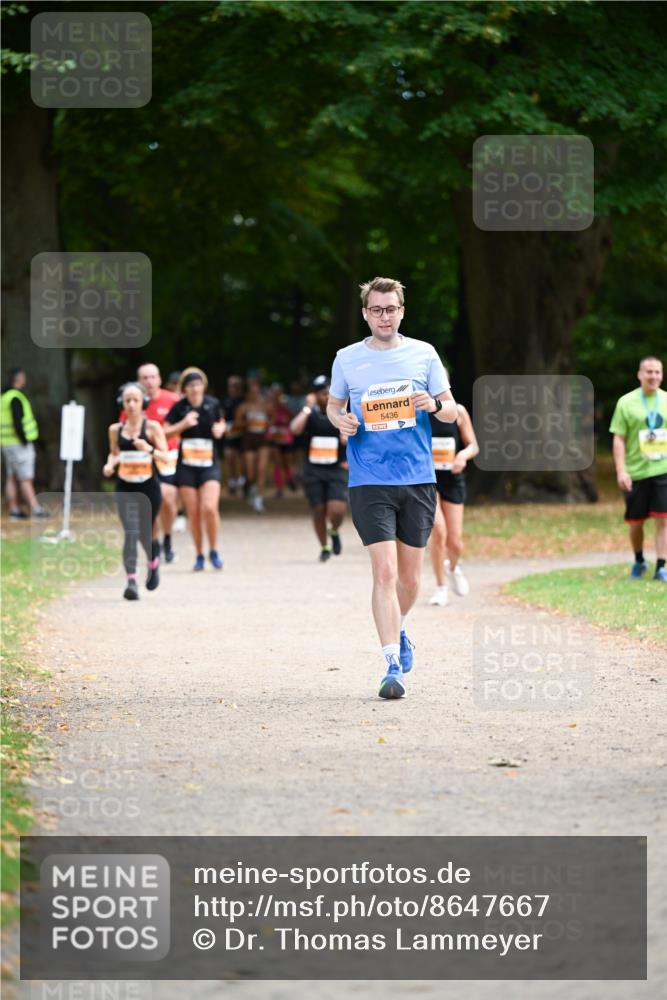 31.08.2025 - 21. Blankeneser Heldenlauf Dr. Thomas Lammeyer http://msf.ph/oto/8647667 31.08.2025 11:22:29 Laufen 5436 meine-sportfotos.de