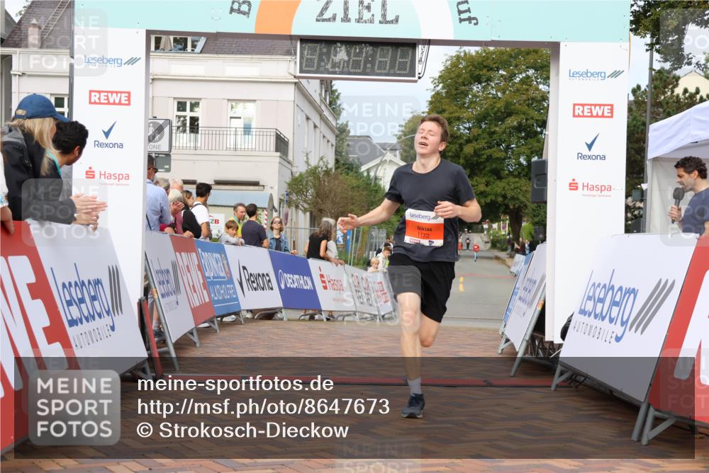 31.08.2025 - 21. Blankeneser Heldenlauf Strokosch-Dieckow http://msf.ph/oto/8647673 31.08.2025 09:48:51 Ziel 1171, 1128, 1172, 1129, 1077 meine-sportfotos.de