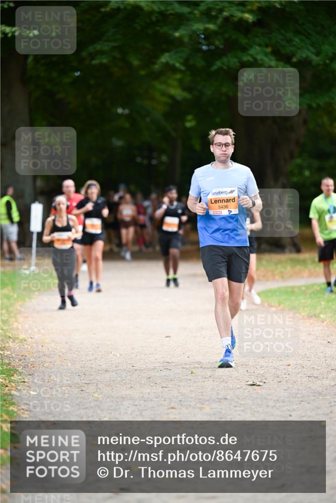 31.08.2025 - 21. Blankeneser Heldenlauf Dr. Thomas Lammeyer http://msf.ph/oto/8647675 31.08.2025 11:22:29 Laufen 5436 meine-sportfotos.de