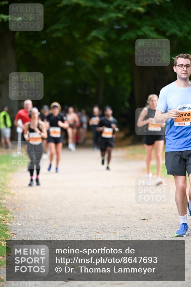 31.08.2025 - 21. Blankeneser Heldenlauf Dr. Thomas Lammeyer http://msf.ph/oto/8647693 31.08.2025 11:22:31 Laufen 5436, 22 meine-sportfotos.de