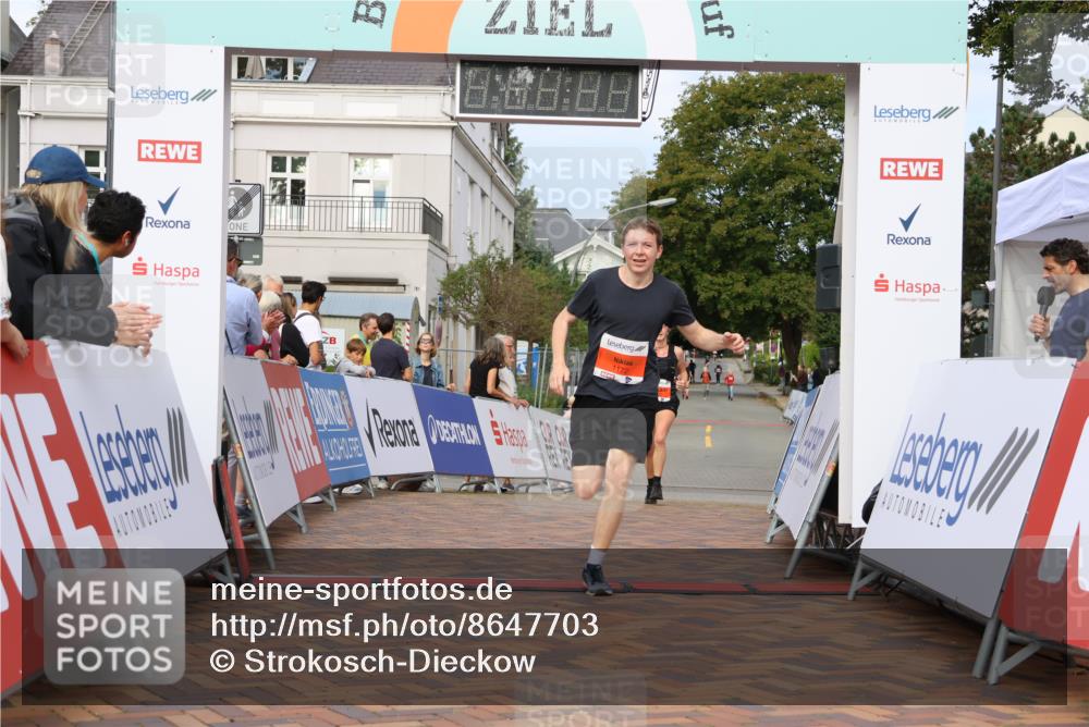 31.08.2025 - 21. Blankeneser Heldenlauf Strokosch-Dieckow http://msf.ph/oto/8647703 31.08.2025 09:48:51 Ziel 1171, 1128, 1172, 1129, 1077 meine-sportfotos.de