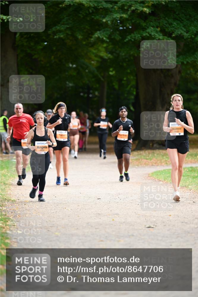 31.08.2025 - 21. Blankeneser Heldenlauf Dr. Thomas Lammeyer http://msf.ph/oto/8647706 31.08.2025 11:22:32 Laufen 5600, 5802 meine-sportfotos.de