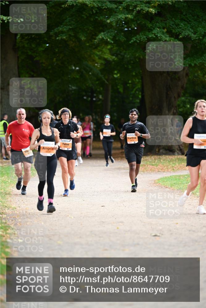 31.08.2025 - 21. Blankeneser Heldenlauf Dr. Thomas Lammeyer http://msf.ph/oto/8647709 31.08.2025 11:22:33 Laufen 54, 5600, 5757, 5474 meine-sportfotos.de