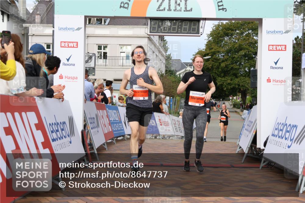 31.08.2025 - 21. Blankeneser Heldenlauf Strokosch-Dieckow http://msf.ph/oto/8647737 31.08.2025 09:48:48 Ziel 1171, 1128, 1172, 1129 meine-sportfotos.de