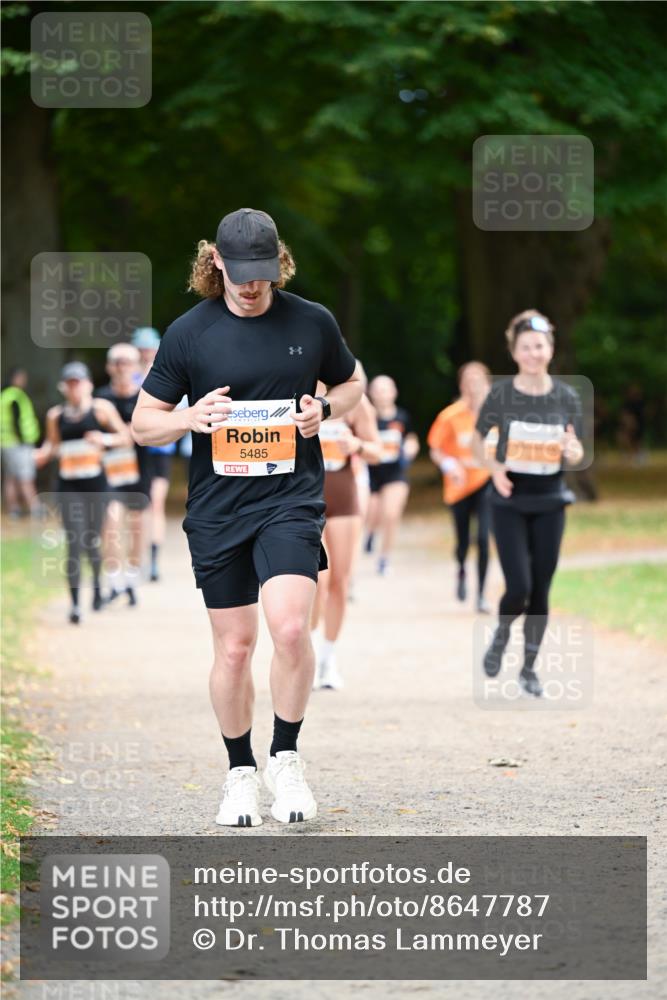 31.08.2025 - 21. Blankeneser Heldenlauf Dr. Thomas Lammeyer http://msf.ph/oto/8647787 31.08.2025 11:22:43 Laufen 5485 meine-sportfotos.de