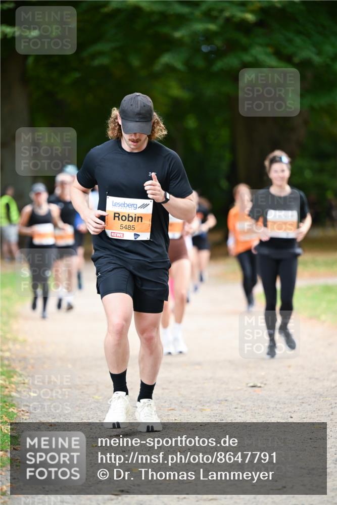 31.08.2025 - 21. Blankeneser Heldenlauf Dr. Thomas Lammeyer http://msf.ph/oto/8647791 31.08.2025 11:22:43 Laufen 5485 meine-sportfotos.de