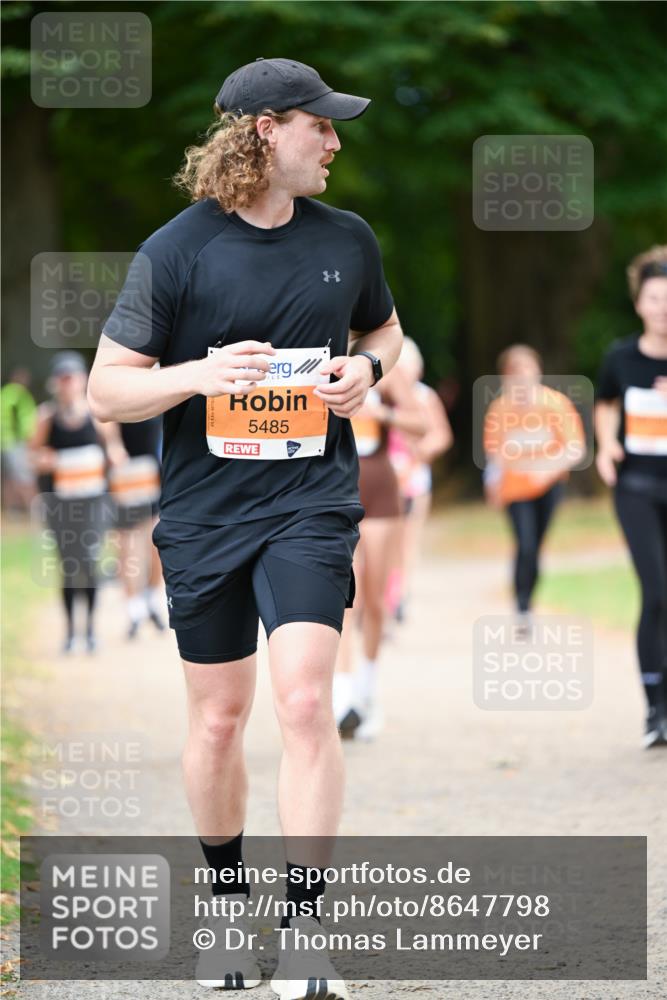 31.08.2025 - 21. Blankeneser Heldenlauf Dr. Thomas Lammeyer http://msf.ph/oto/8647798 31.08.2025 11:22:45 Laufen 5485 meine-sportfotos.de