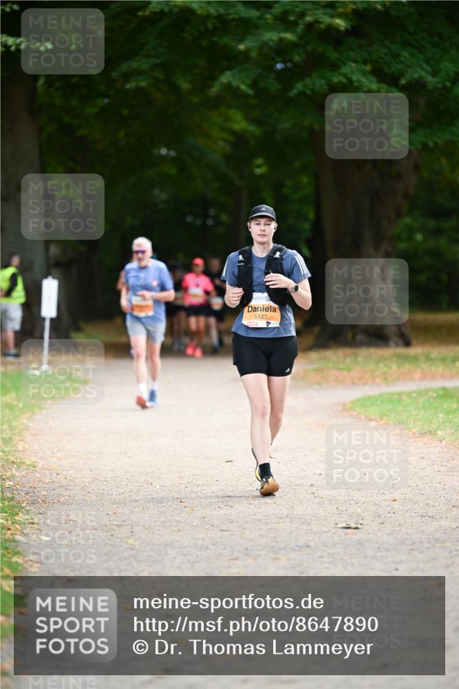 31.08.2025 - 21. Blankeneser Heldenlauf Dr. Thomas Lammeyer http://msf.ph/oto/8647890 31.08.2025 11:22:58 Laufen 5127 meine-sportfotos.de