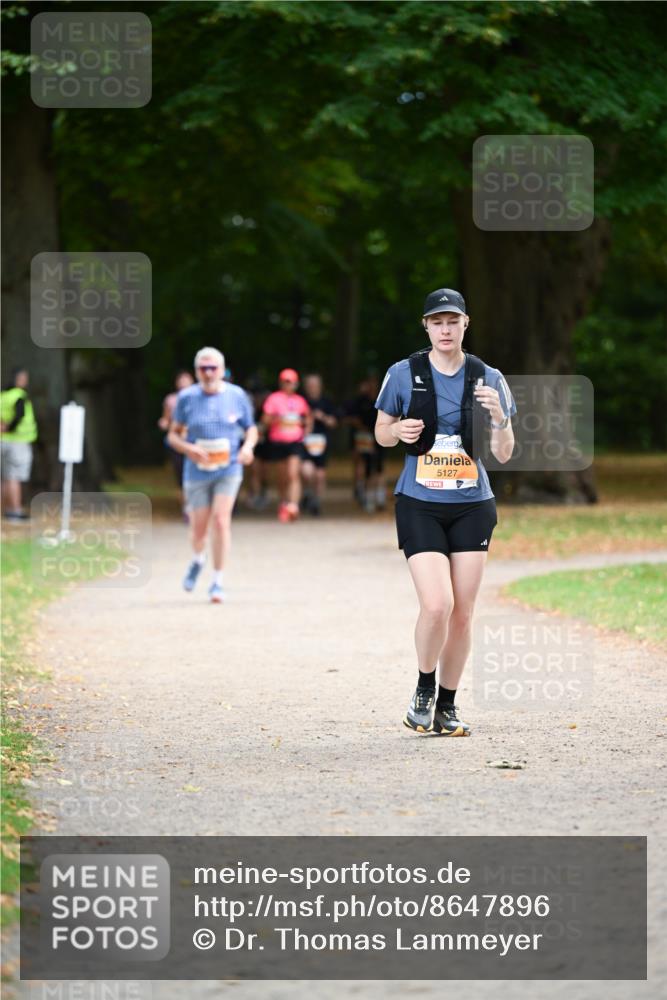 31.08.2025 - 21. Blankeneser Heldenlauf Dr. Thomas Lammeyer http://msf.ph/oto/8647896 31.08.2025 11:22:58 Laufen 5127 meine-sportfotos.de