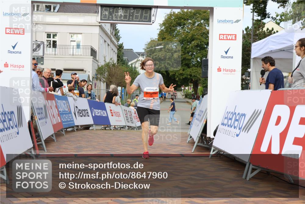 31.08.2025 - 21. Blankeneser Heldenlauf Strokosch-Dieckow http://msf.ph/oto/8647960 31.08.2025 09:48:16 Ziel 1095 meine-sportfotos.de