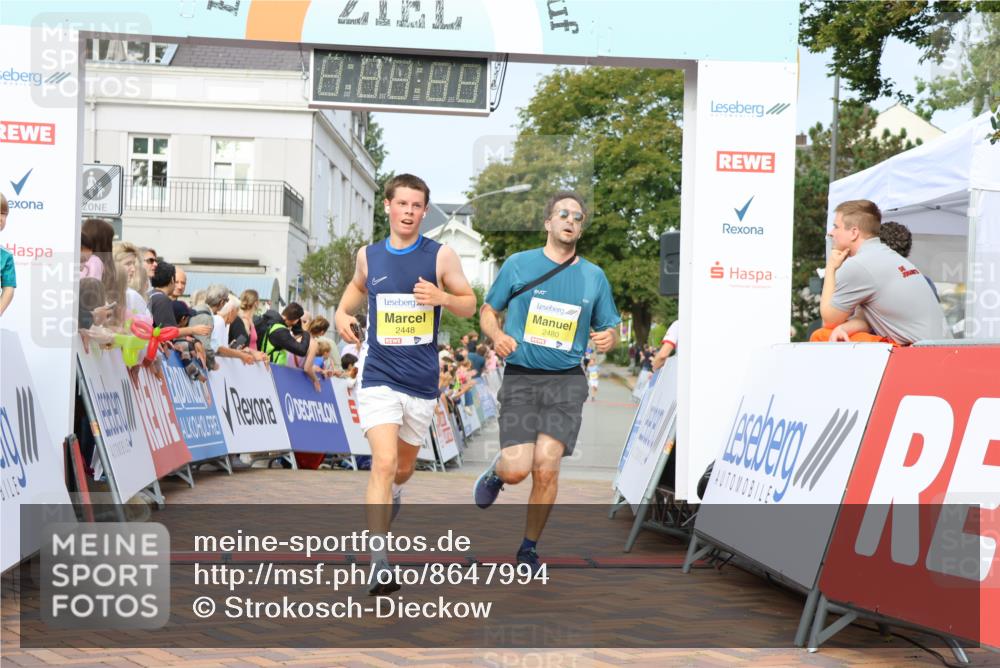 31.08.2025 - 21. Blankeneser Heldenlauf Strokosch-Dieckow http://msf.ph/oto/8647994 31.08.2025 10:18:30 Ziel 2480, 2448, 2264 meine-sportfotos.de
