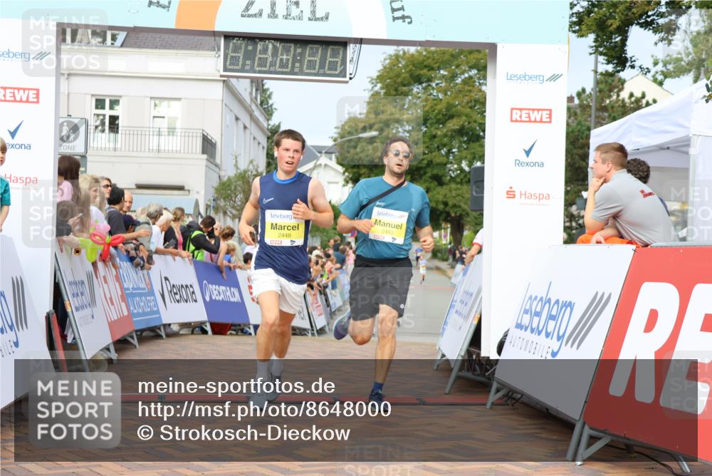 31.08.2025 - 21. Blankeneser Heldenlauf Strokosch-Dieckow http://msf.ph/oto/8648000 31.08.2025 10:18:30 Ziel 2480, 2448, 2264 meine-sportfotos.de