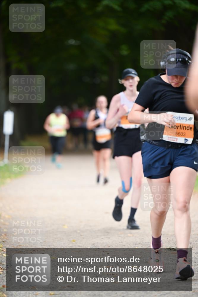 31.08.2025 - 21. Blankeneser Heldenlauf Dr. Thomas Lammeyer http://msf.ph/oto/8648025 31.08.2025 11:23:18 Laufen 5603 meine-sportfotos.de