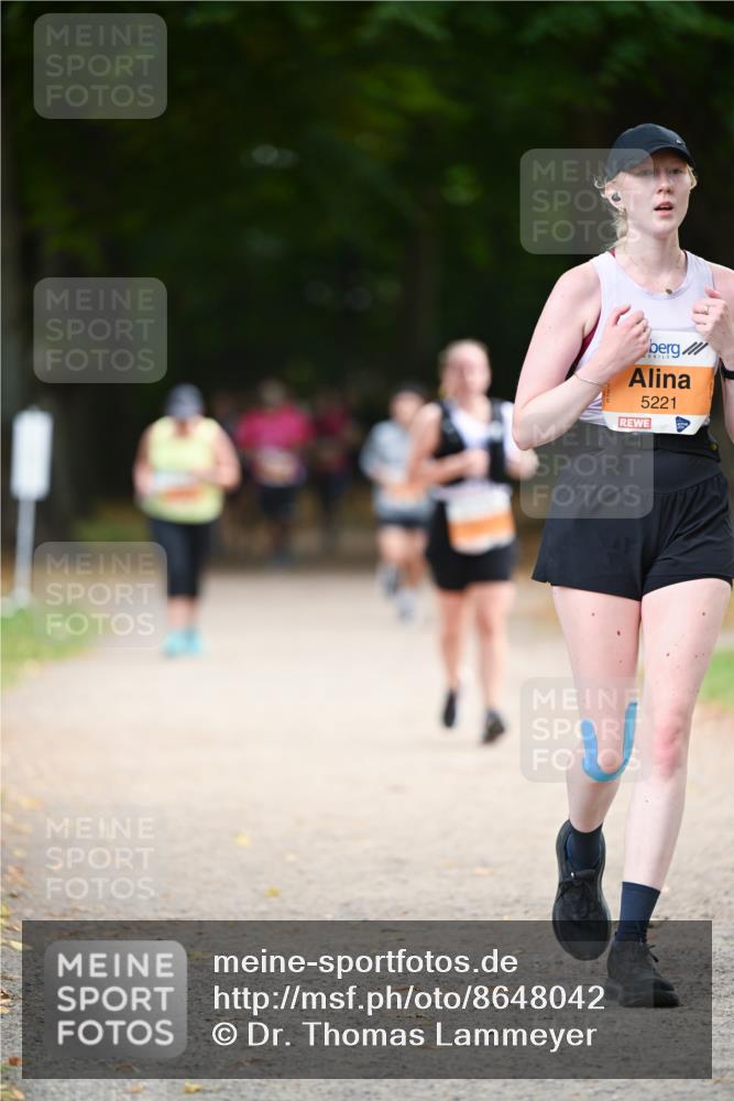 31.08.2025 - 21. Blankeneser Heldenlauf Dr. Thomas Lammeyer http://msf.ph/oto/8648042 31.08.2025 11:23:20 Laufen 5221 meine-sportfotos.de