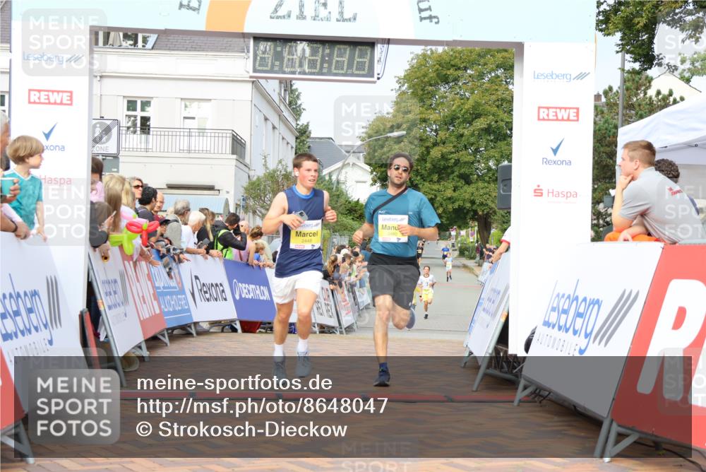 31.08.2025 - 21. Blankeneser Heldenlauf Strokosch-Dieckow http://msf.ph/oto/8648047 31.08.2025 10:18:30 Ziel 2480, 2448, 2264 meine-sportfotos.de