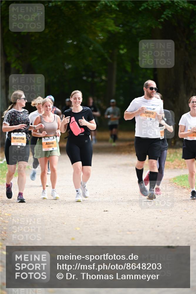 31.08.2025 - 21. Blankeneser Heldenlauf Dr. Thomas Lammeyer http://msf.ph/oto/8648203 31.08.2025 11:23:48 Laufen 5100, 5069, 5732, 573 meine-sportfotos.de