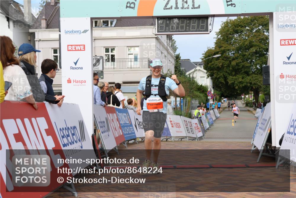 31.08.2025 - 21. Blankeneser Heldenlauf Strokosch-Dieckow http://msf.ph/oto/8648224 31.08.2025 09:47:48 Ziel 1086 meine-sportfotos.de