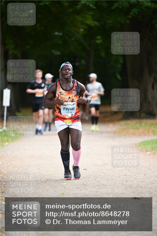 31.08.2025 - 21. Blankeneser Heldenlauf Dr. Thomas Lammeyer http://msf.ph/oto/8648278 31.08.2025 11:23:57 Laufen 4318 meine-sportfotos.de