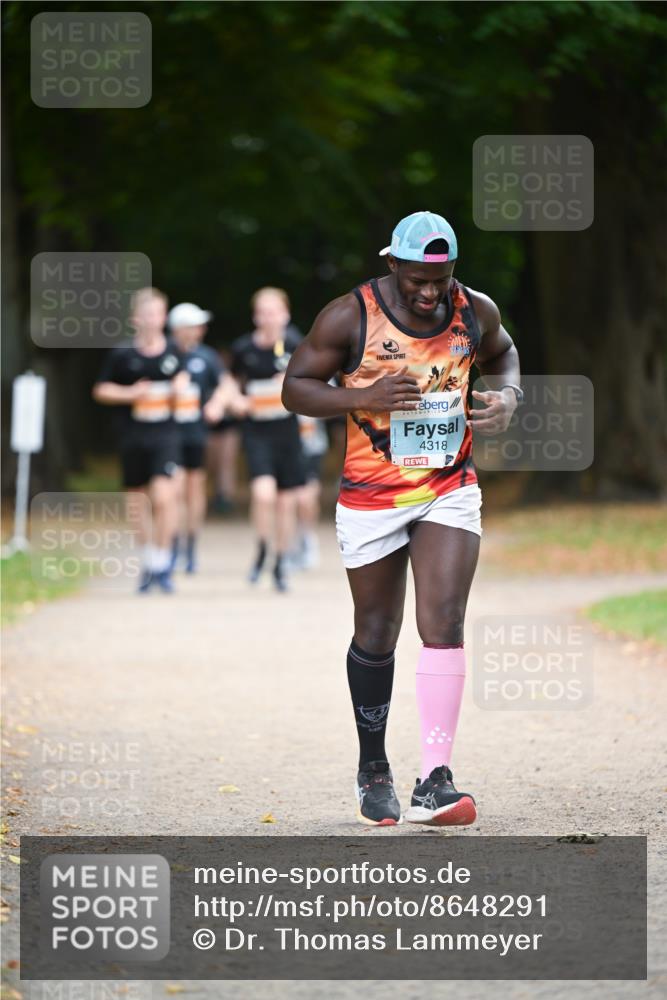 31.08.2025 - 21. Blankeneser Heldenlauf Dr. Thomas Lammeyer http://msf.ph/oto/8648291 31.08.2025 11:23:59 Laufen 4318 meine-sportfotos.de