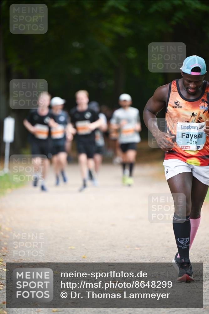 31.08.2025 - 21. Blankeneser Heldenlauf Dr. Thomas Lammeyer http://msf.ph/oto/8648299 31.08.2025 11:24:00 Laufen 4318 meine-sportfotos.de