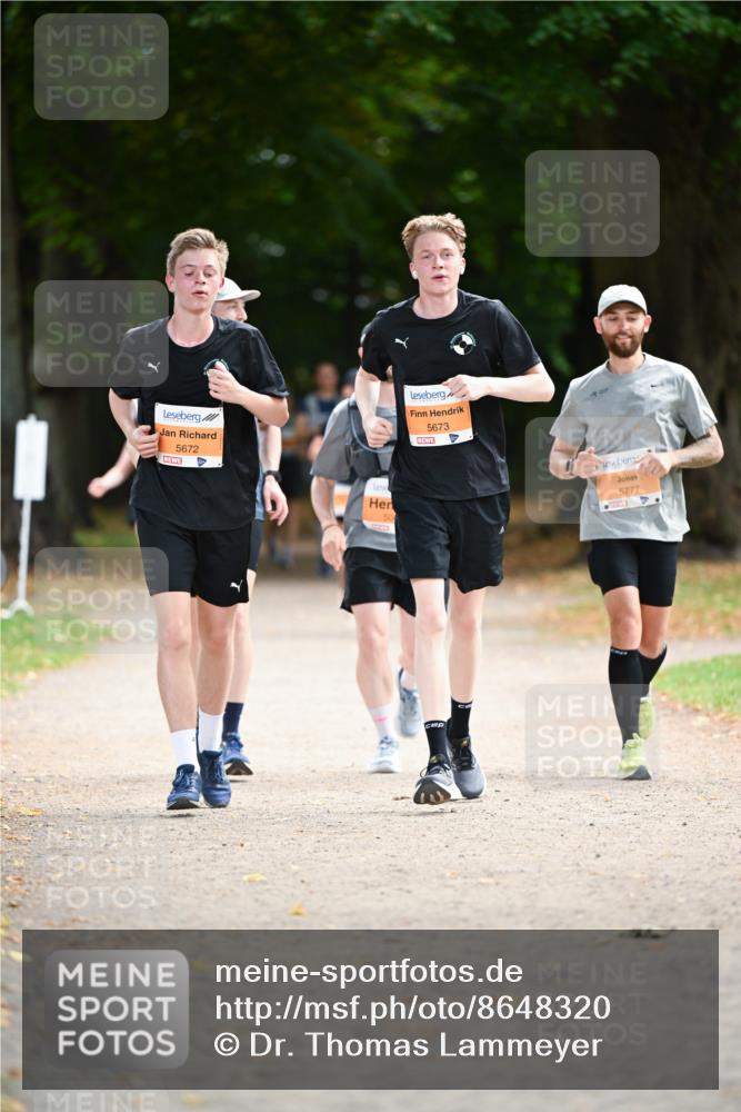 31.08.2025 - 21. Blankeneser Heldenlauf Dr. Thomas Lammeyer http://msf.ph/oto/8648320 31.08.2025 11:24:05 Laufen 5672, 5673, 4, 5777 meine-sportfotos.de