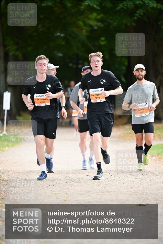 31.08.2025 - 21. Blankeneser Heldenlauf Dr. Thomas Lammeyer http://msf.ph/oto/8648322 31.08.2025 11:24:05 Laufen 5672, 5673, 5777 meine-sportfotos.de