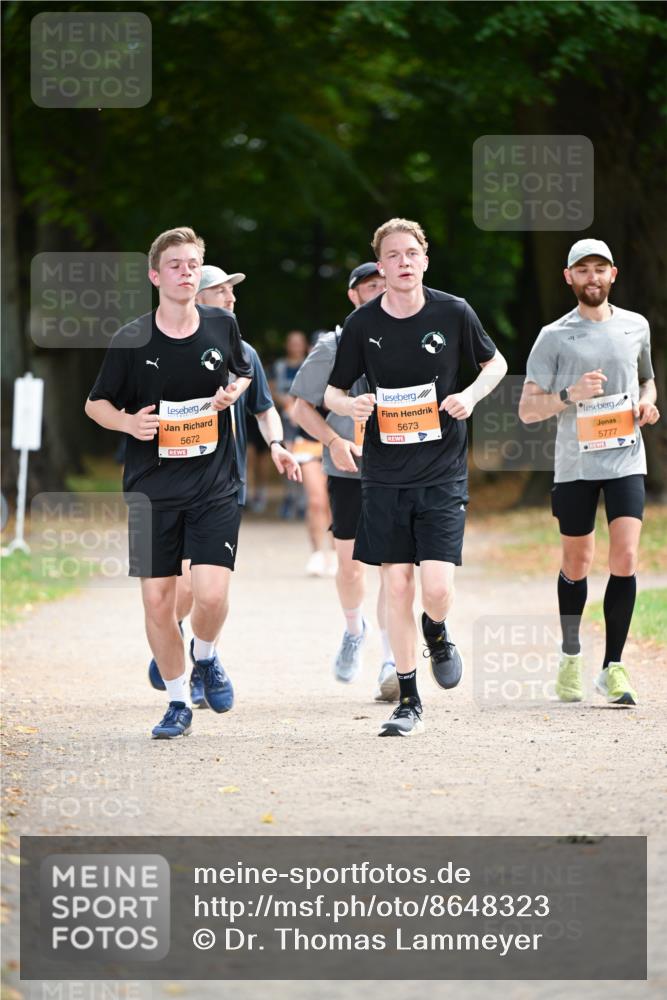 31.08.2025 - 21. Blankeneser Heldenlauf Dr. Thomas Lammeyer http://msf.ph/oto/8648323 31.08.2025 11:24:05 Laufen 5672, 5673, 5777 meine-sportfotos.de