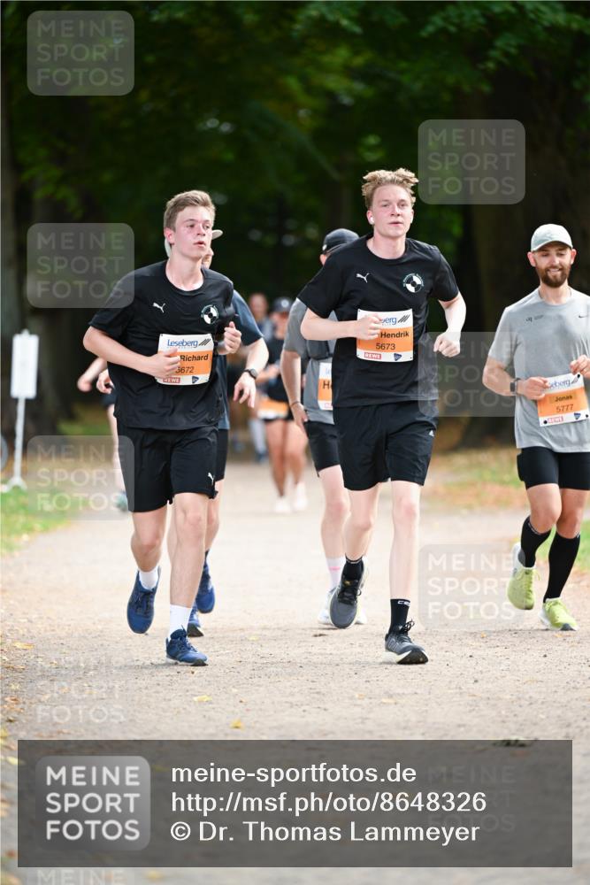31.08.2025 - 21. Blankeneser Heldenlauf Dr. Thomas Lammeyer http://msf.ph/oto/8648326 31.08.2025 11:24:05 Laufen 5672, 5673, 5777 meine-sportfotos.de