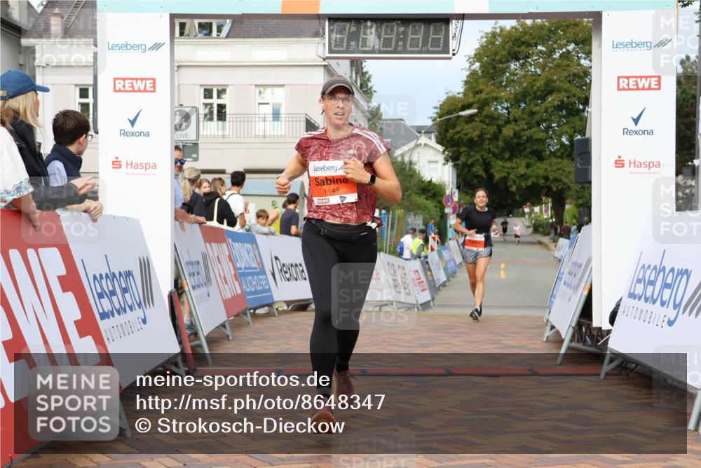 31.08.2025 - 21. Blankeneser Heldenlauf Strokosch-Dieckow http://msf.ph/oto/8648347 31.08.2025 09:47:36 Ziel 1149, 1004, 1132, 1142 meine-sportfotos.de