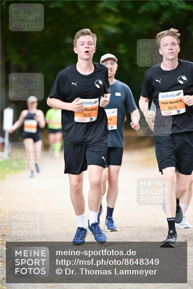 31.08.2025 - 21. Blankeneser Heldenlauf Dr. Thomas Lammeyer http://msf.ph/oto/8648349 31.08.2025 11:24:07 Laufen 5672, 5673 meine-sportfotos.de