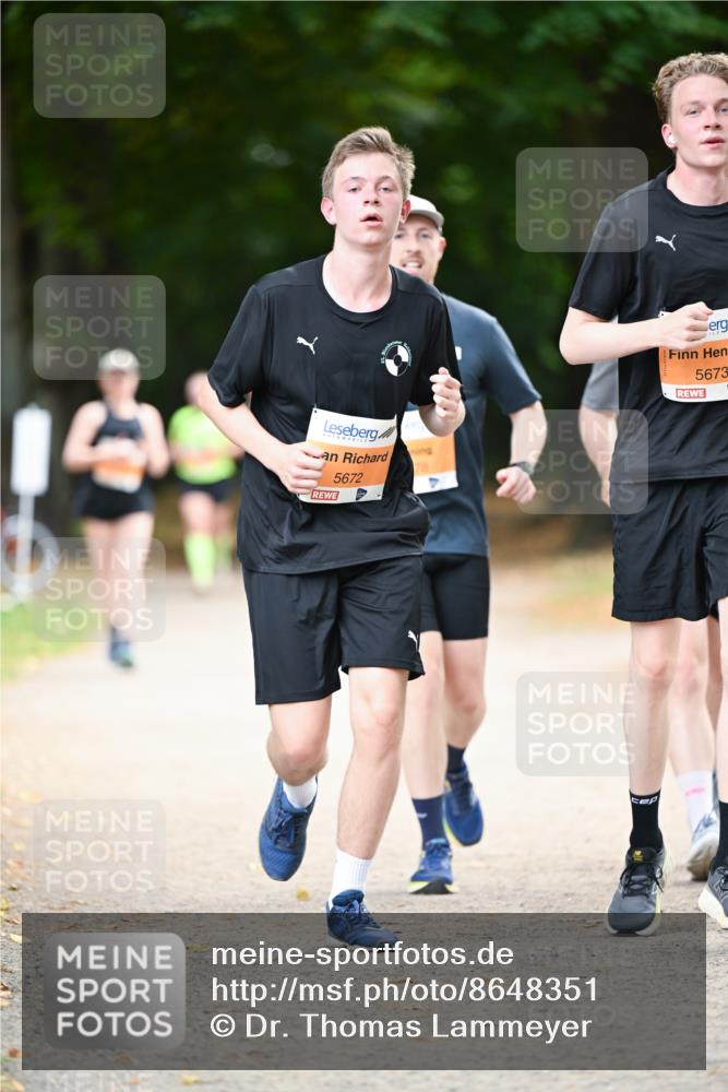 31.08.2025 - 21. Blankeneser Heldenlauf Dr. Thomas Lammeyer http://msf.ph/oto/8648351 31.08.2025 11:24:08 Laufen 5672, 5673 meine-sportfotos.de