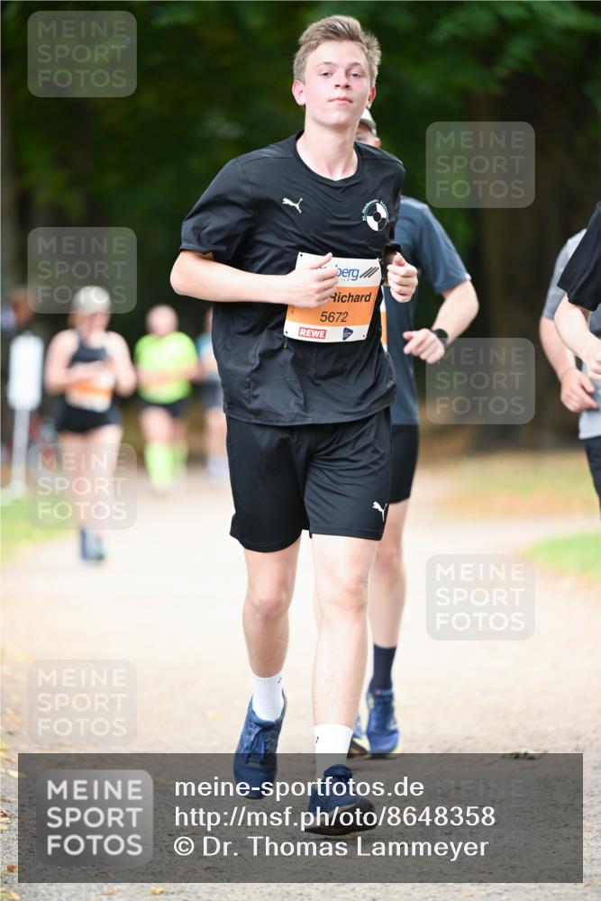 31.08.2025 - 21. Blankeneser Heldenlauf Dr. Thomas Lammeyer http://msf.ph/oto/8648358 31.08.2025 11:24:08 Laufen 5672 meine-sportfotos.de