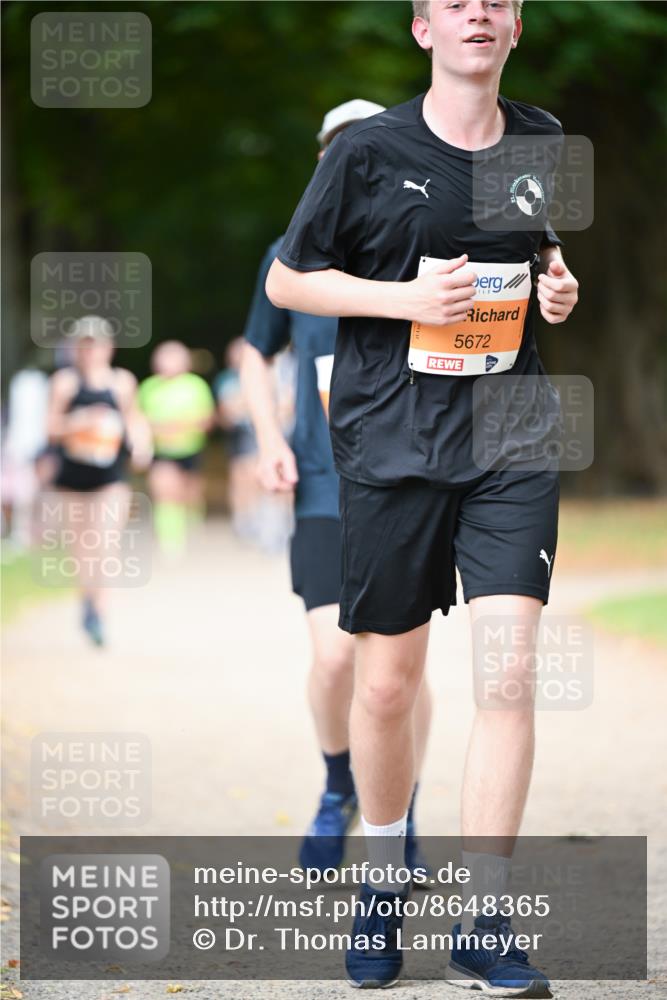 31.08.2025 - 21. Blankeneser Heldenlauf Dr. Thomas Lammeyer http://msf.ph/oto/8648365 31.08.2025 11:24:09 Laufen 5672 meine-sportfotos.de
