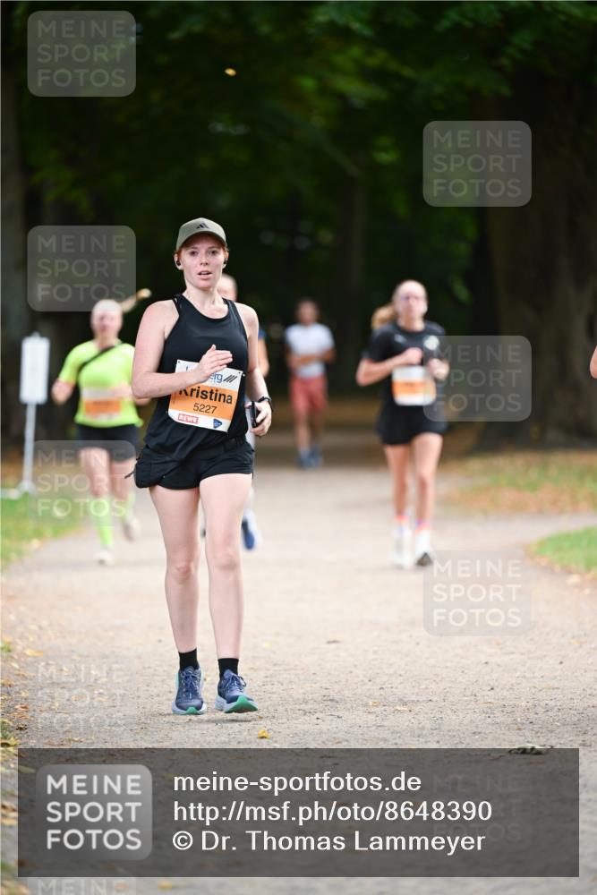 31.08.2025 - 21. Blankeneser Heldenlauf Dr. Thomas Lammeyer http://msf.ph/oto/8648390 31.08.2025 11:24:14 Laufen 5227 meine-sportfotos.de
