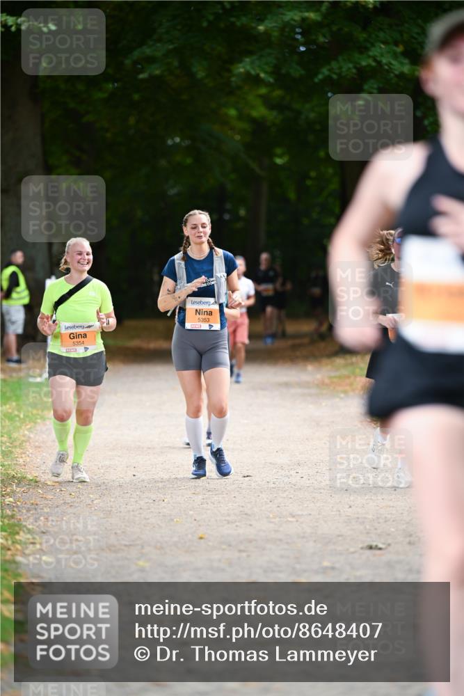 31.08.2025 - 21. Blankeneser Heldenlauf Dr. Thomas Lammeyer http://msf.ph/oto/8648407 31.08.2025 11:24:18 Laufen 5354, 5353 meine-sportfotos.de