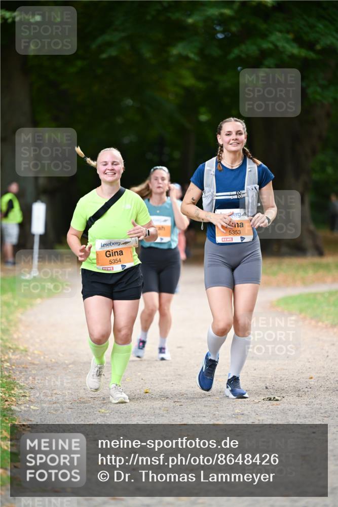 31.08.2025 - 21. Blankeneser Heldenlauf Dr. Thomas Lammeyer http://msf.ph/oto/8648426 31.08.2025 11:24:20 Laufen 5353, 5354 meine-sportfotos.de