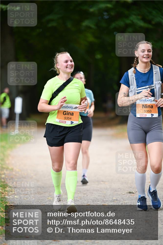 31.08.2025 - 21. Blankeneser Heldenlauf Dr. Thomas Lammeyer http://msf.ph/oto/8648435 31.08.2025 11:24:22 Laufen 5354, 5353 meine-sportfotos.de