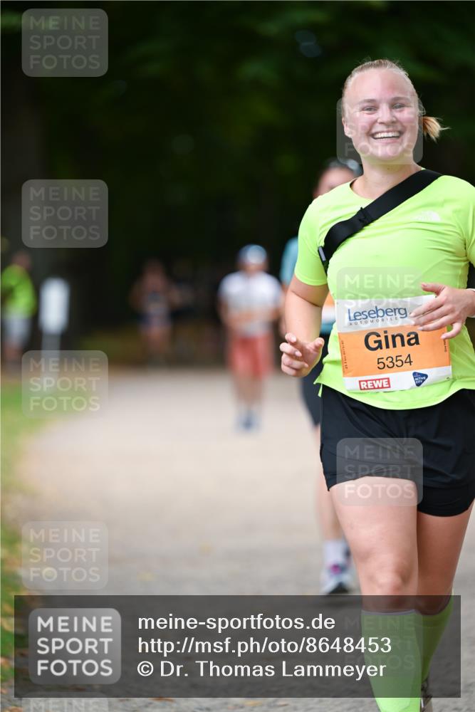 31.08.2025 - 21. Blankeneser Heldenlauf Dr. Thomas Lammeyer http://msf.ph/oto/8648453 31.08.2025 11:24:23 Laufen 5354 meine-sportfotos.de