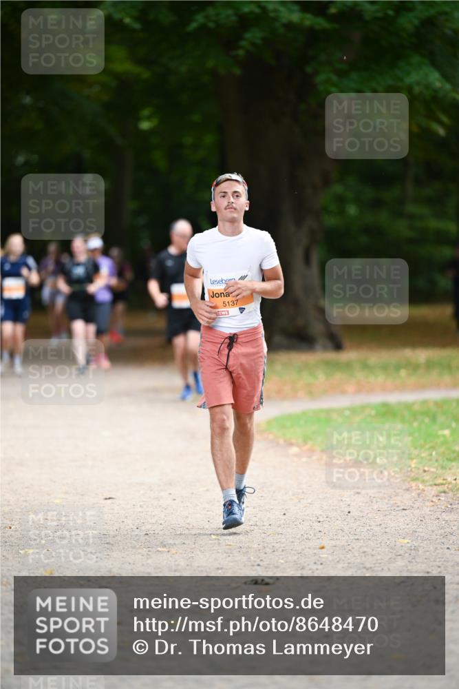 31.08.2025 - 21. Blankeneser Heldenlauf Dr. Thomas Lammeyer http://msf.ph/oto/8648470 31.08.2025 11:24:29 Laufen 5137 meine-sportfotos.de