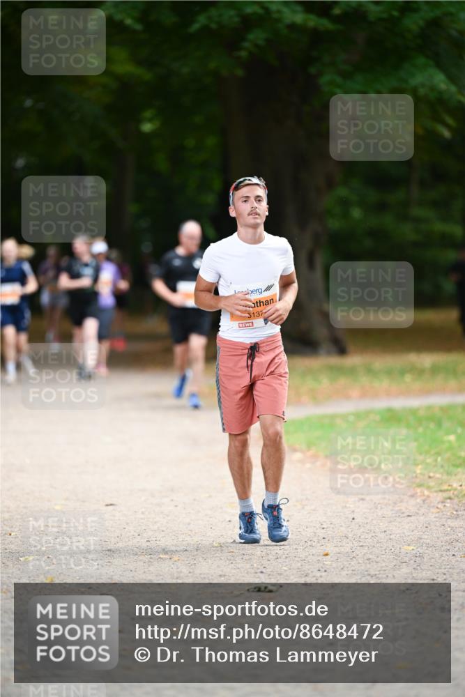 31.08.2025 - 21. Blankeneser Heldenlauf Dr. Thomas Lammeyer http://msf.ph/oto/8648472 31.08.2025 11:24:29 Laufen 5137 meine-sportfotos.de